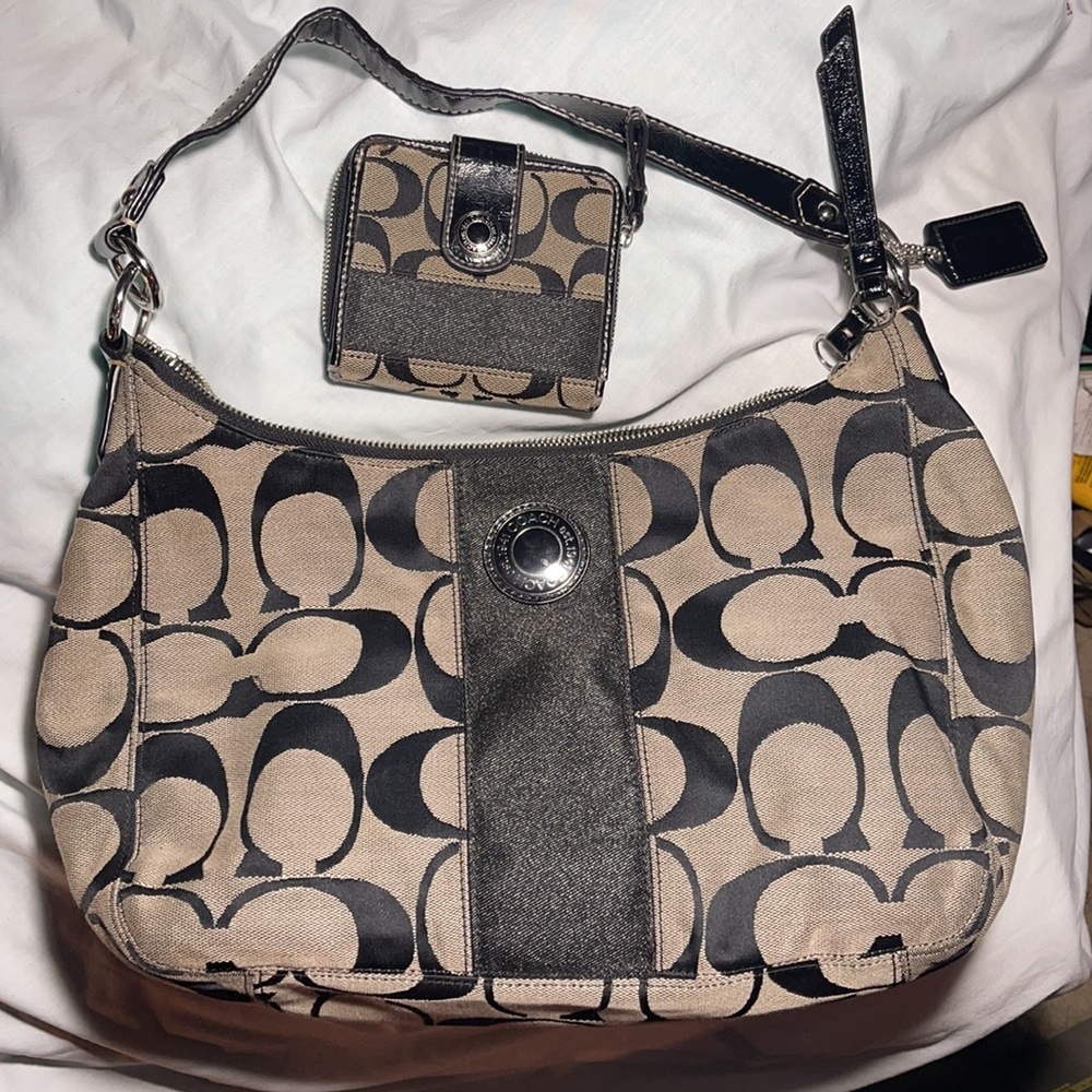 Coach Gray Jacquard Black Handbag Matching Bi Fold